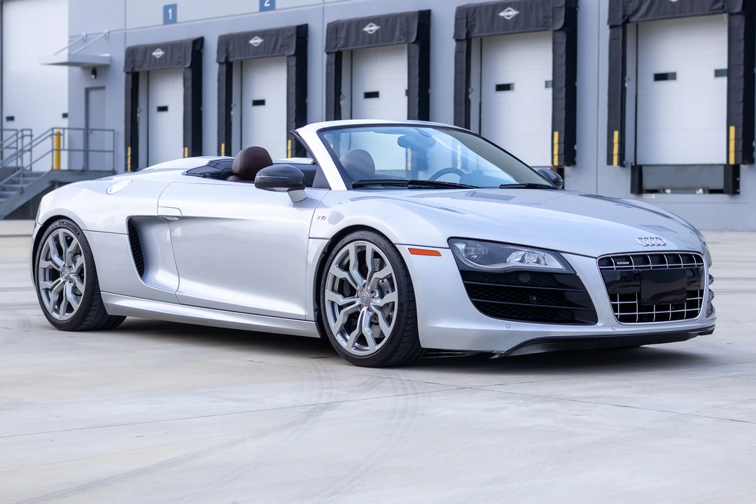 2012 Audi 42 R8 - Image 9 of 31