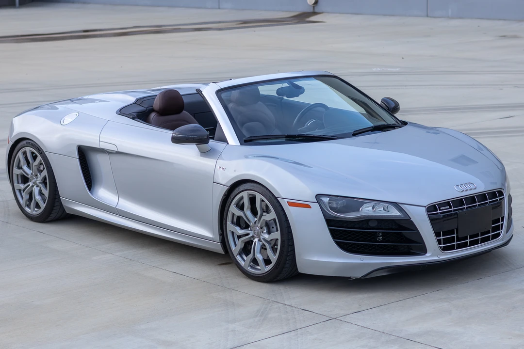 2012 Audi 42 R8 - Image 10 of 31