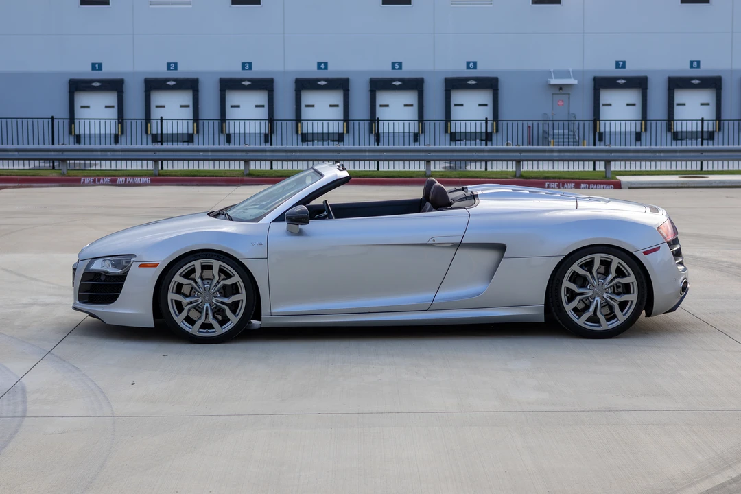 2012 Audi 42 R8 - Image 24 of 31