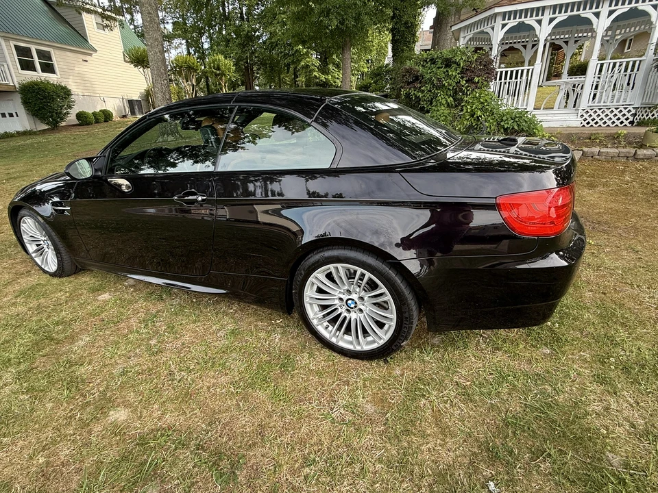 2012 BMW E93 M3 Convertible - Image 19 of 31