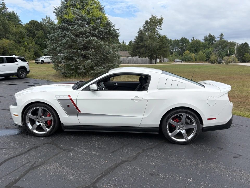 2012 Ford S197 Mustang GT - Image 2 of 31