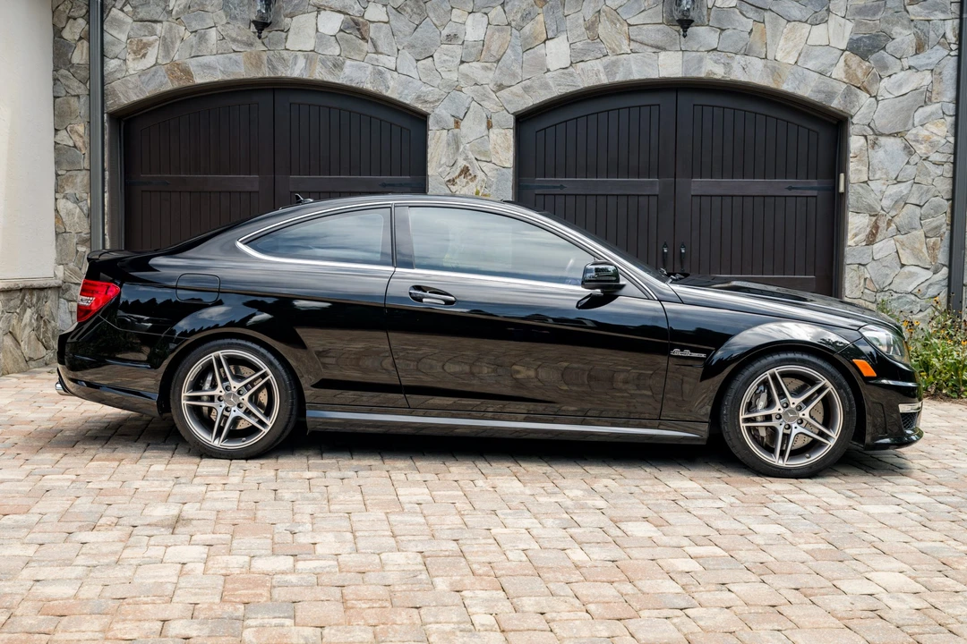 2012 Mercedes-Benz W204 C 63 AMG - Image 7 of 31