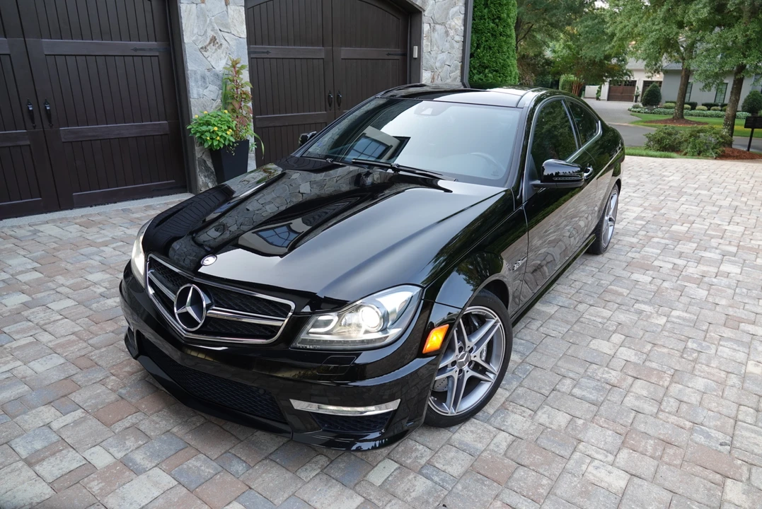 2012 Mercedes-Benz W204 C 63 AMG - Image 11 of 31