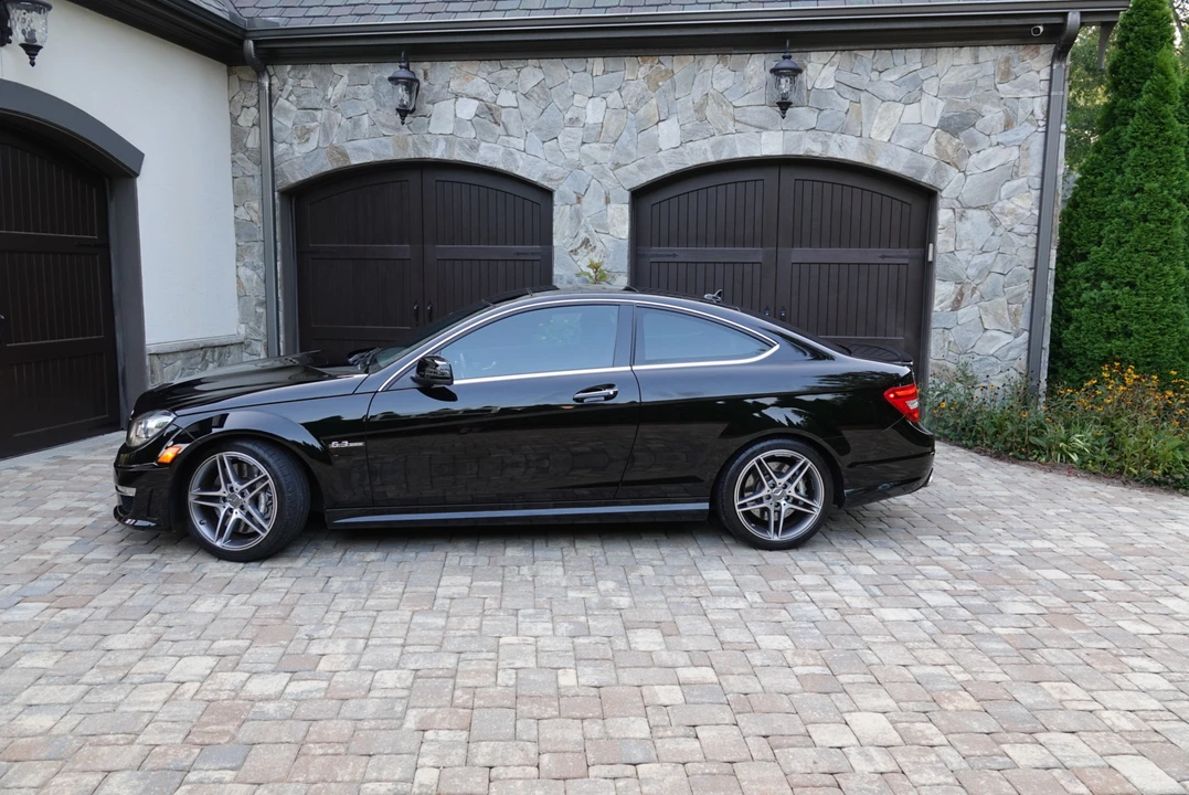 2012 Mercedes-Benz W204 C 63 AMG - Image 14 of 31