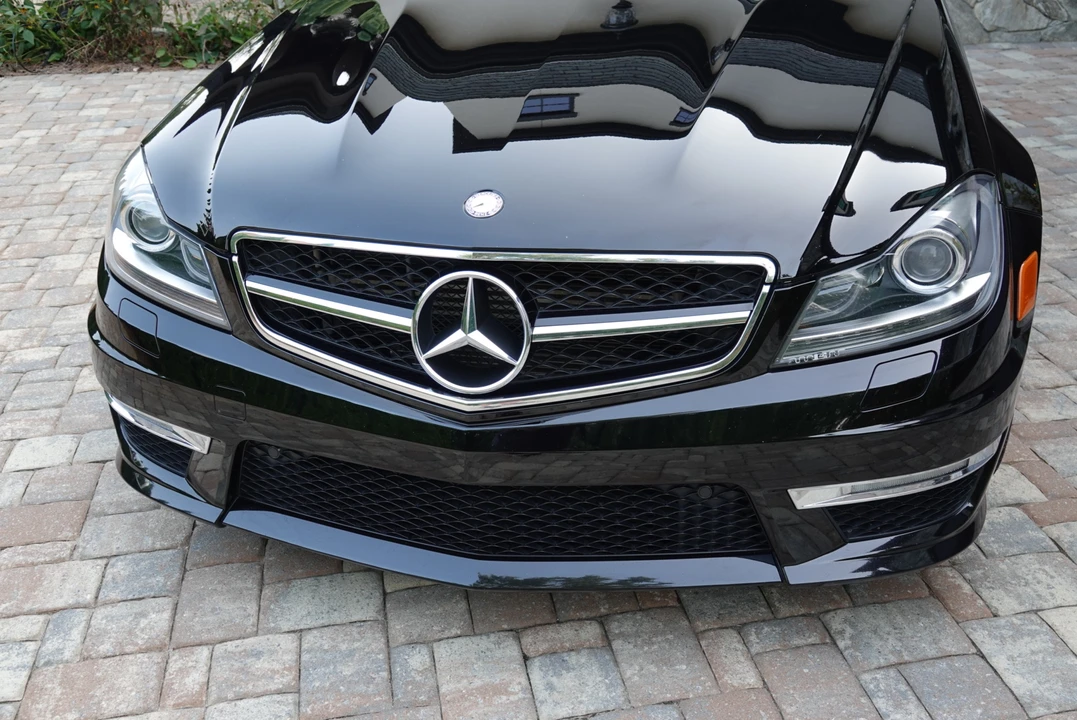 2012 Mercedes-Benz W204 C 63 AMG - Image 27 of 31