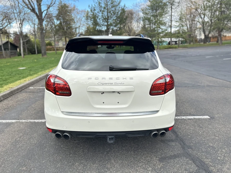 2012 Porsche 958 Cayenne Turbo - Image 12 of 31