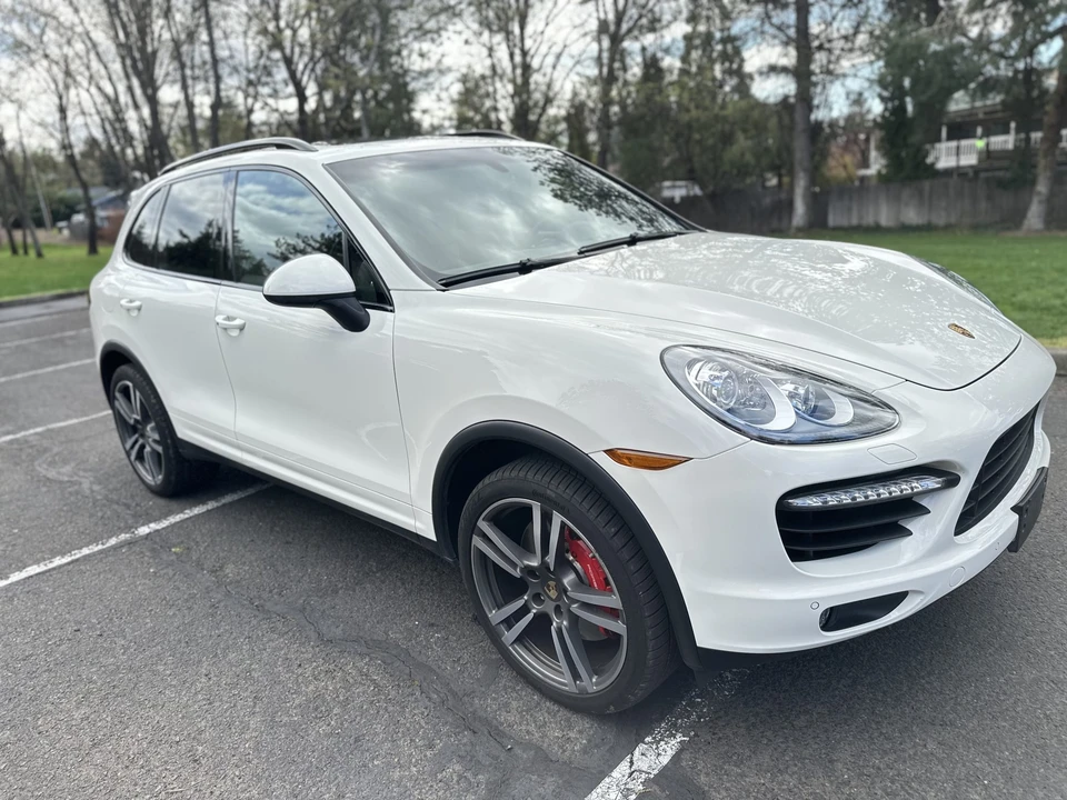 2012 Porsche 958 Cayenne Turbo - Image 6 of 31