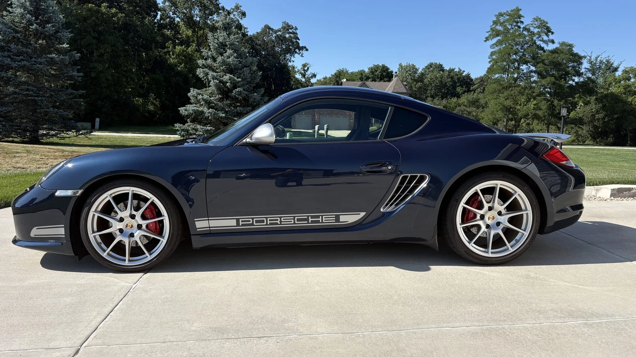 2012 Porsche 987 Cayman R - Image 3 of 31