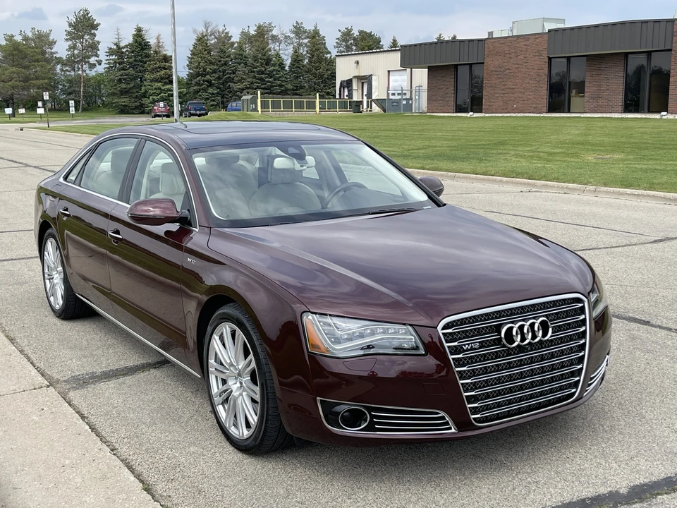 2013 Audi D4 A8 - Image 10 of 31
