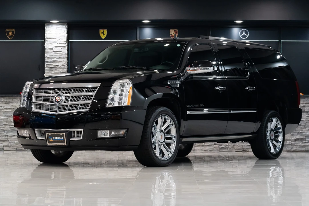 2013 Cadillac Escalade & EXT 3rd Gen - Image 4 of 31