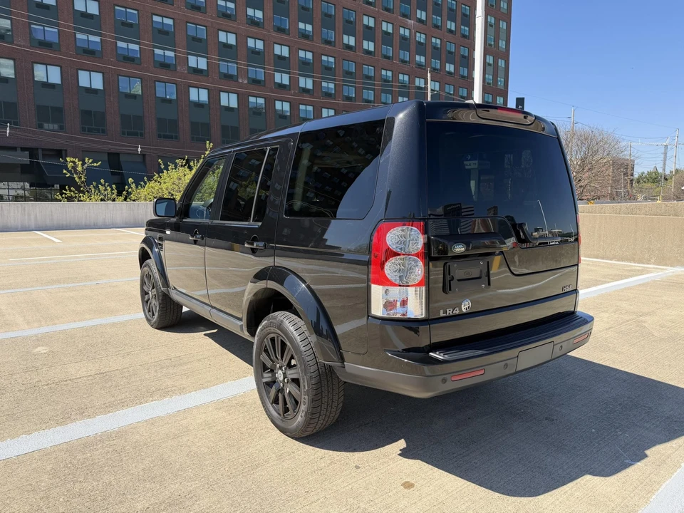 2013 Land Rover Discovery 4th Gen - Image 14 of 31