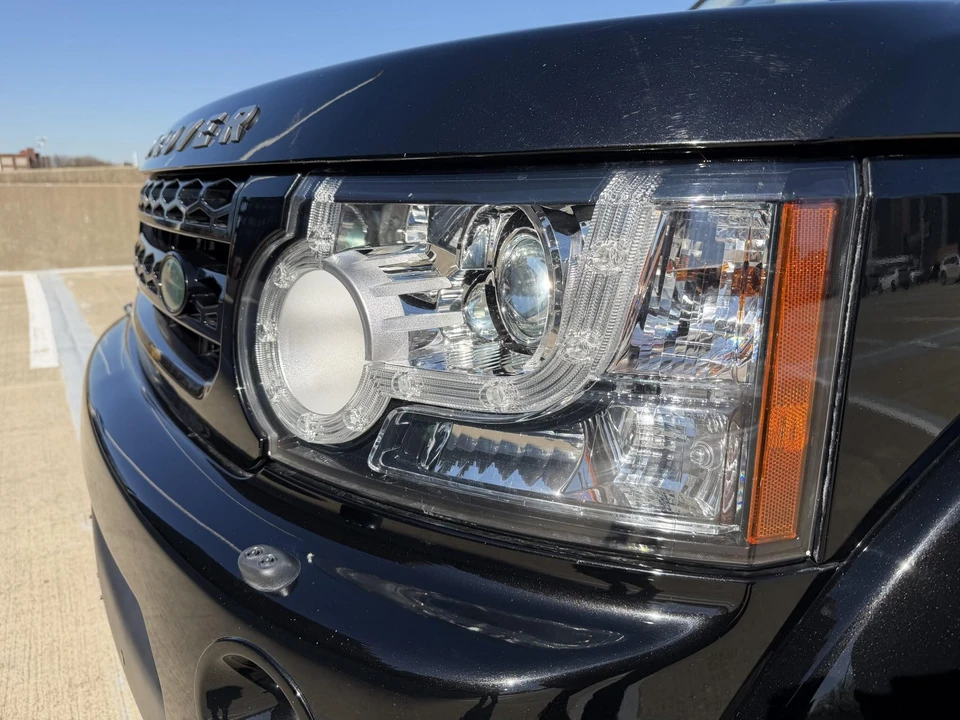 2013 Land Rover Discovery 4th Gen - Image 24 of 31