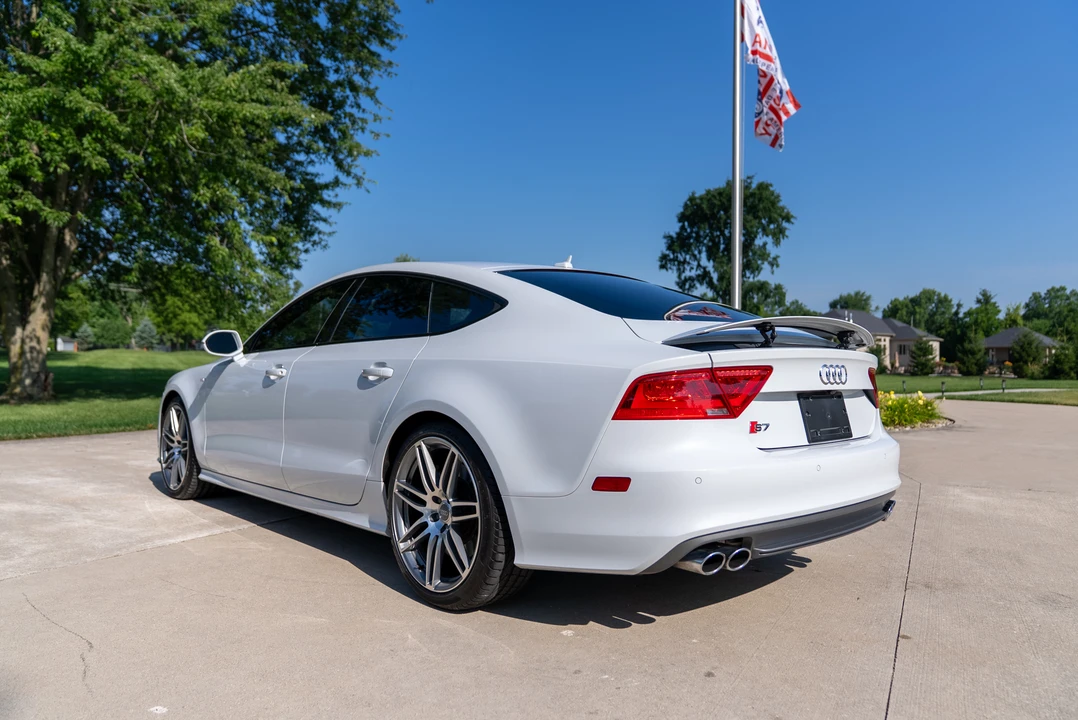 2014 Audi C7 S7 - Image 15 of 31