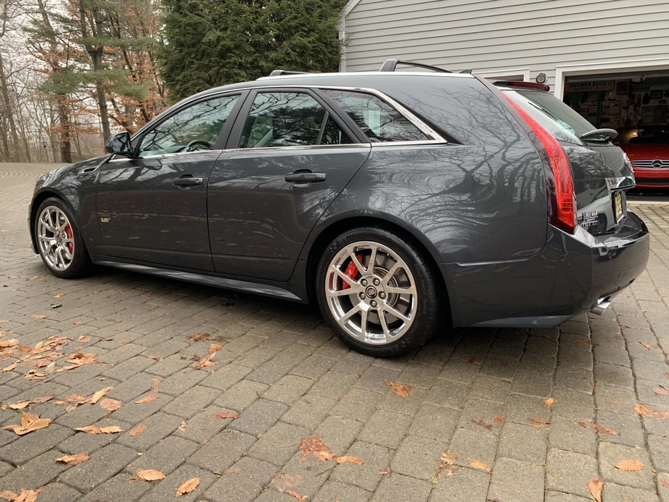 2014 Cadillac CTS-V 2nd Gen - Image 17 of 31