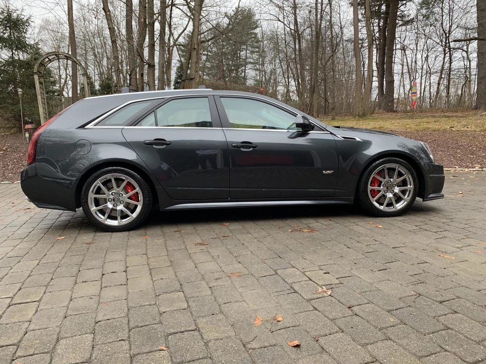 2014 Cadillac CTS-V 2nd Gen - Image 11 of 31