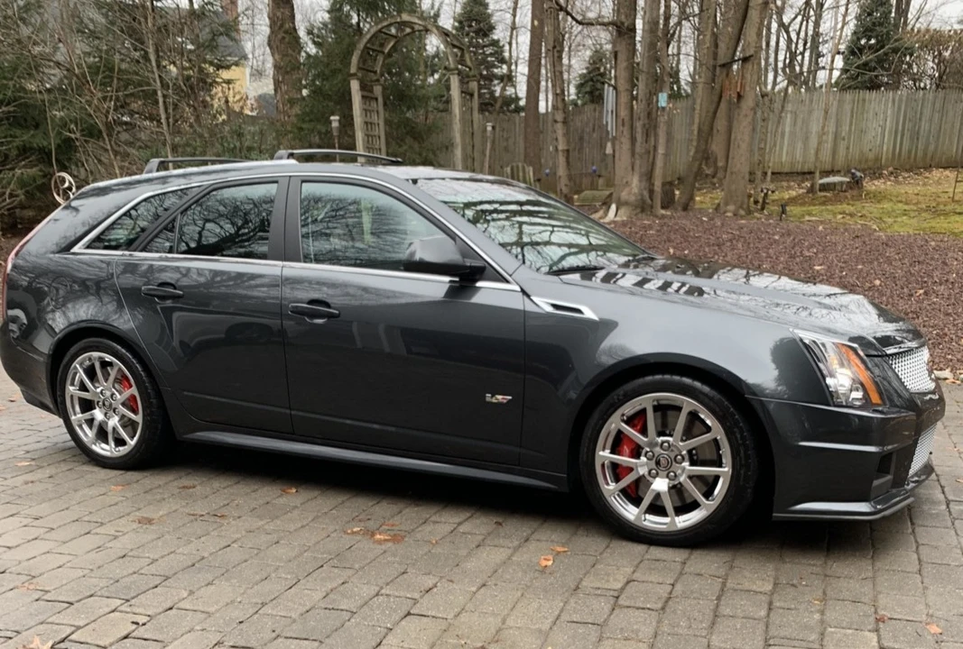 2014 Cadillac CTS-V 2nd Gen - Image 9 of 31
