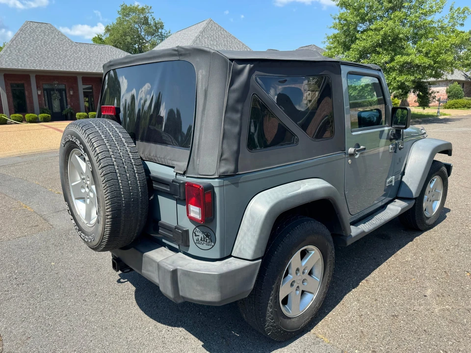 2014 Jeep JK Wrangler - Image 15 of 31