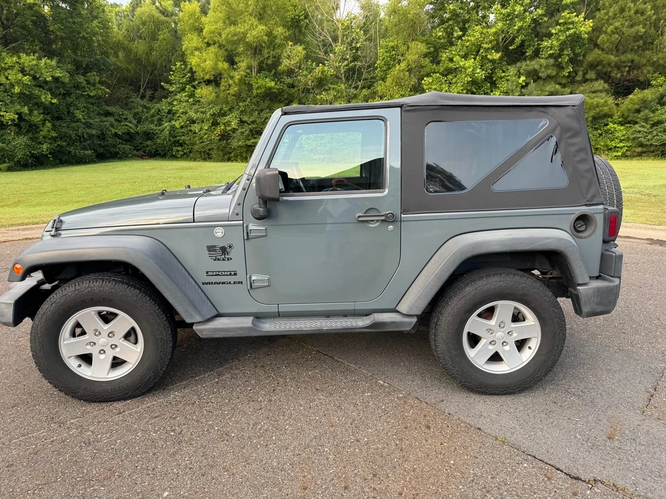 2014 Jeep JK Wrangler - Image 25 of 31