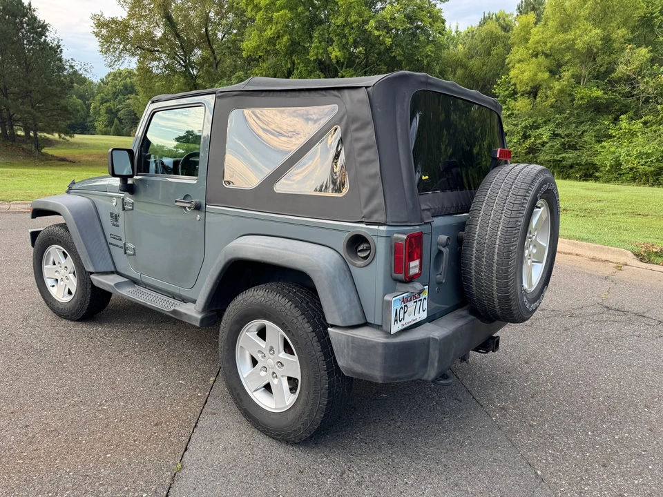 2014 Jeep JK Wrangler - Image 23 of 31
