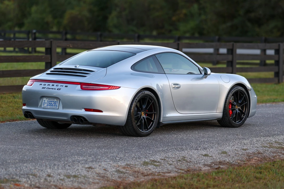 2014 Porsche 991 Carrera 4S - Image 19 of 31