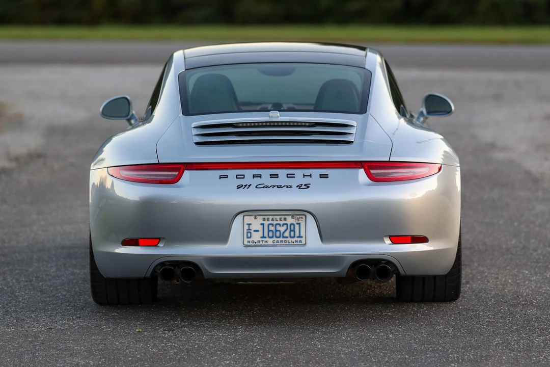 2014 Porsche 991 Carrera 4S - Image 24 of 31