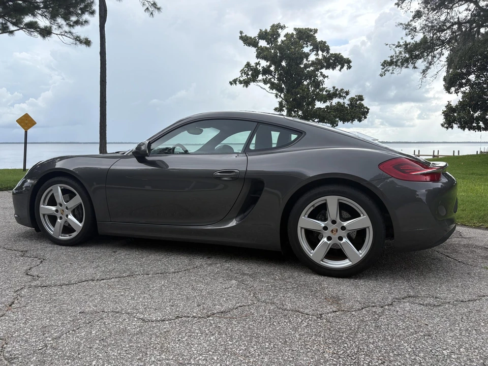 2014 Porsche 981 Cayman - Image 7 of 31
