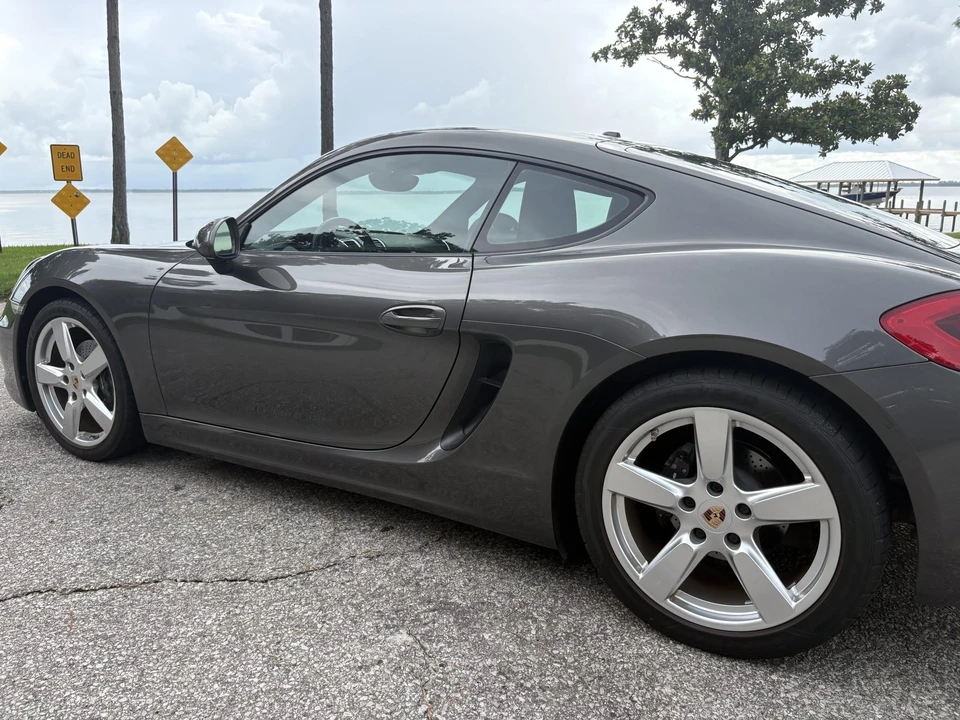 2014 Porsche 981 Cayman - Image 9 of 31