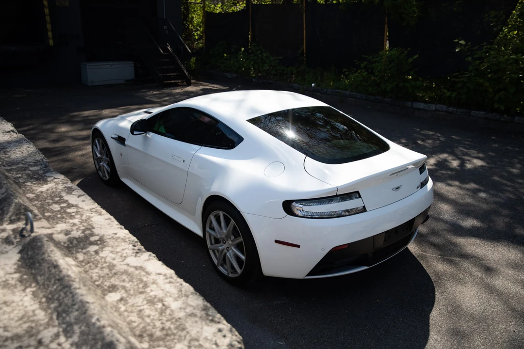 2015 Aston Martin V8 Vantage (2006-2017) - Image 18 of 31