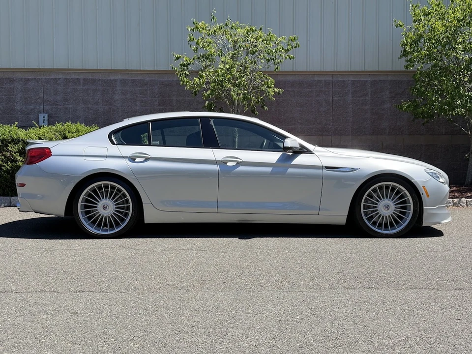 2015 BMW Alpina B6 - Image 12 of 31
