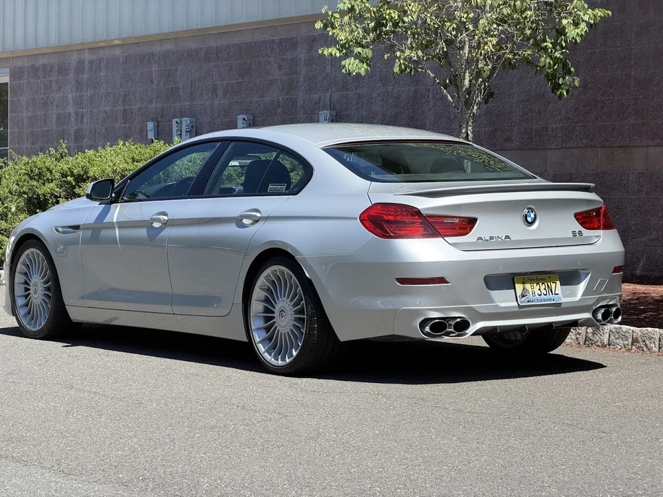 2015 BMW Alpina B6 - Image 7 of 31