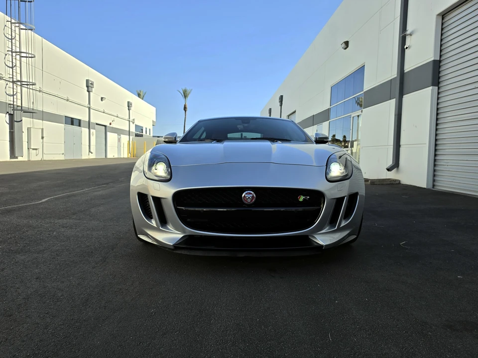 2015 Jaguar F-Type R 1st Gen - Image 27 of 31