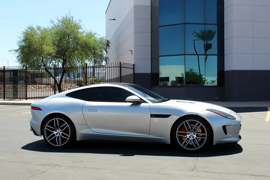 2015 Jaguar F-Type R 1st Gen - Image 14 of 31