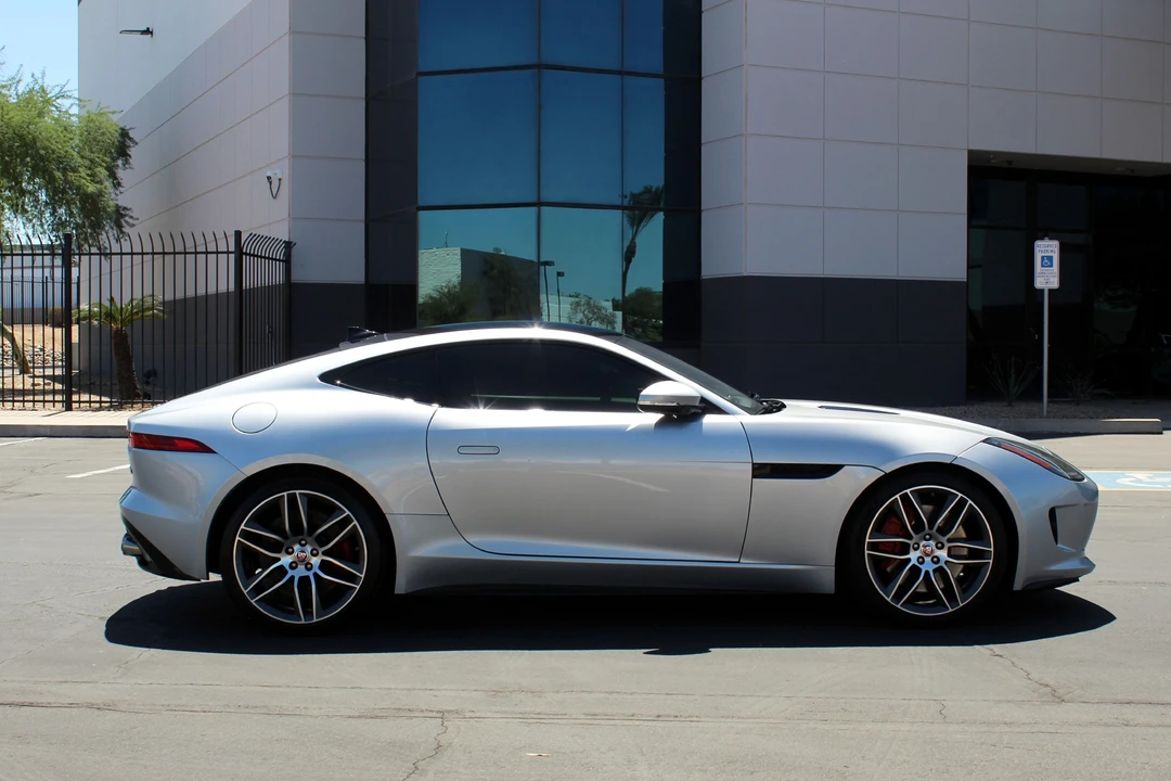 2015 Jaguar F-Type R 1st Gen - Image 15 of 31