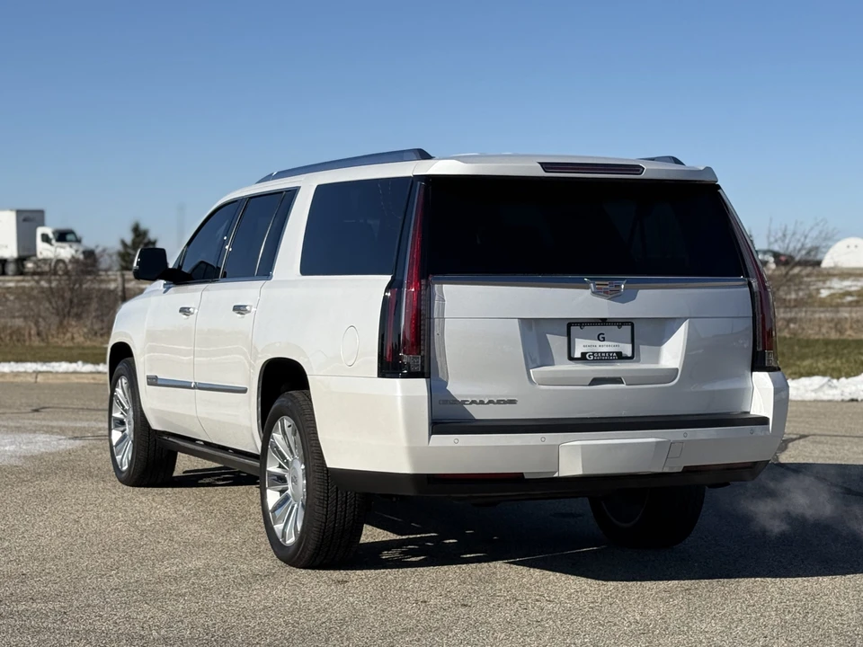 2016 Cadillac Escalade 4th Gen - Image 18 of 31