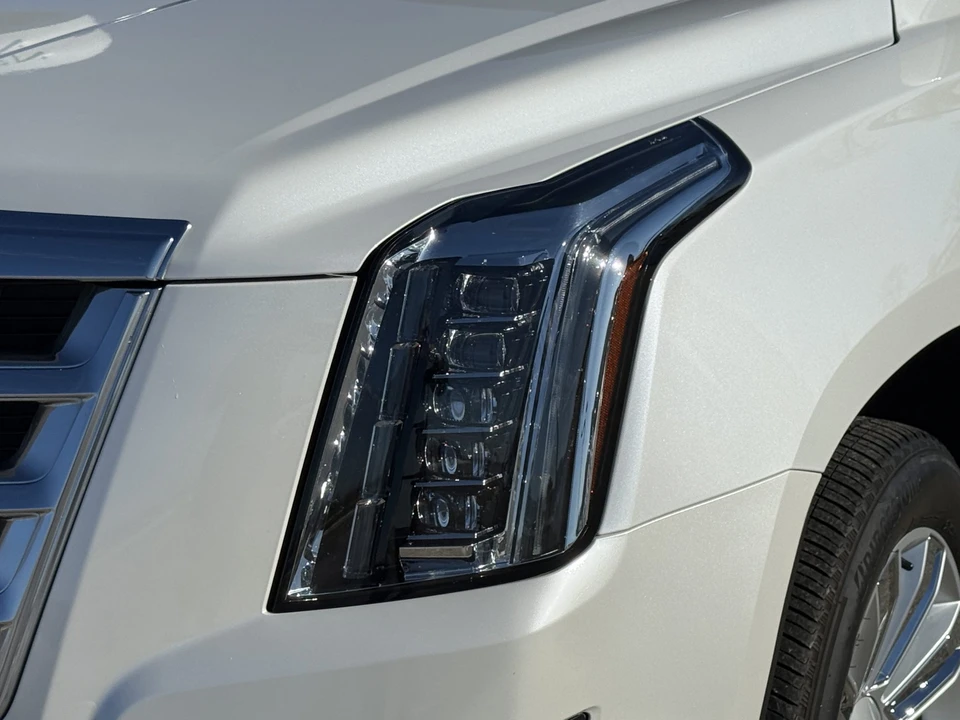 2016 Cadillac Escalade 4th Gen - Image 24 of 31