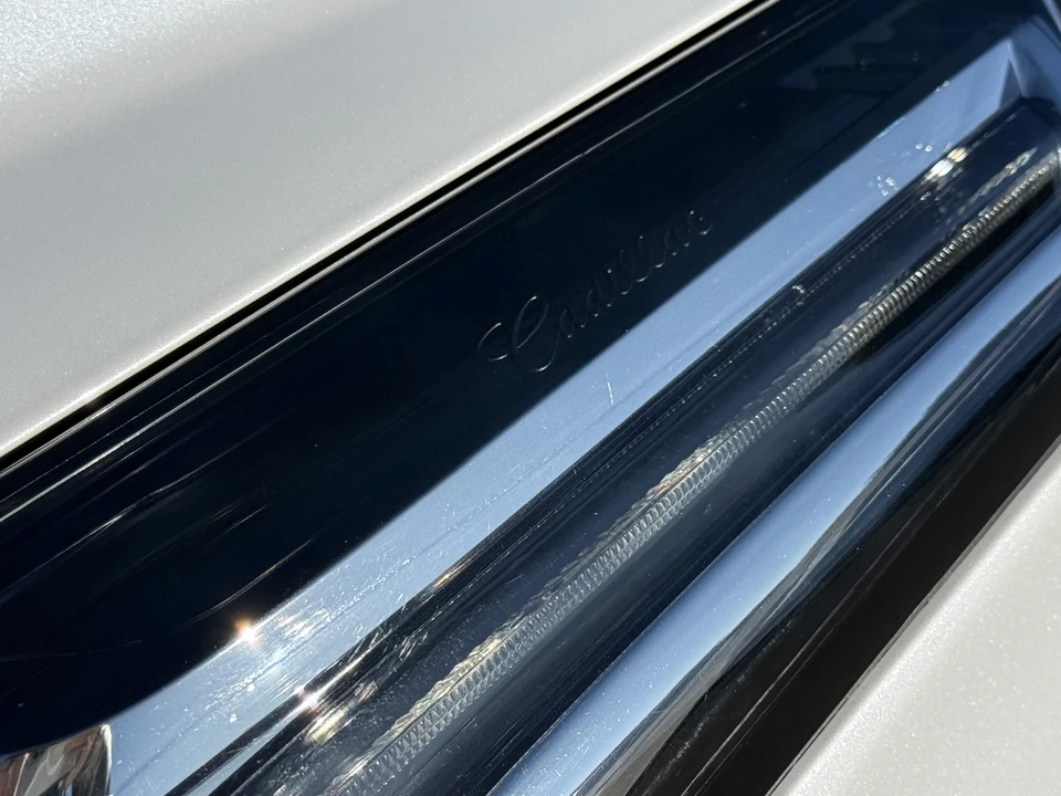 2016 Cadillac Escalade 4th Gen - Image 23 of 31