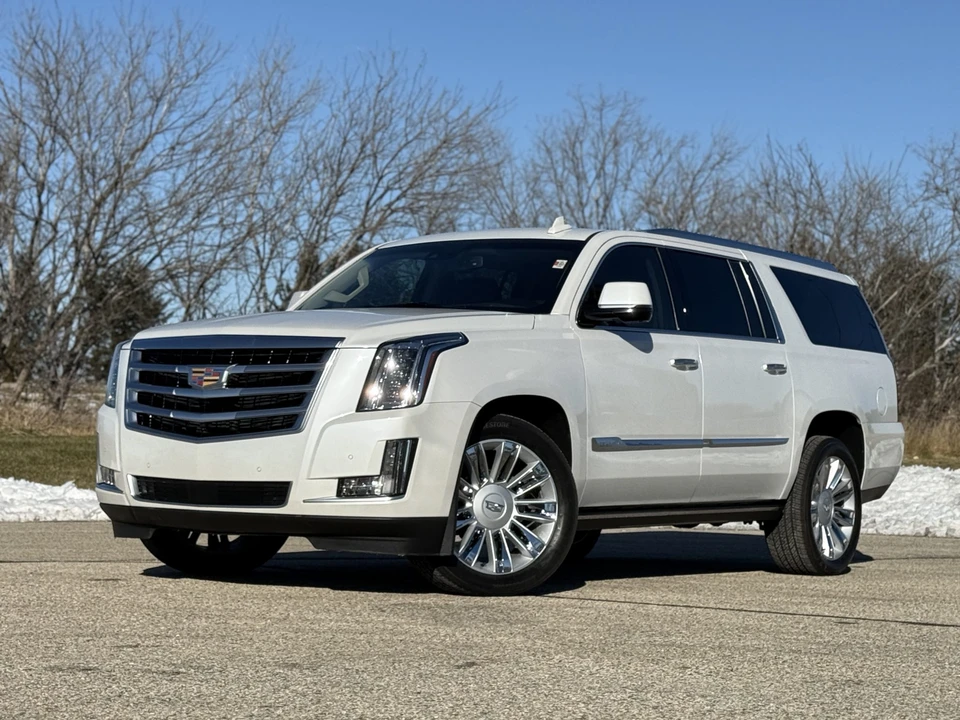 2016 Cadillac Escalade 4th Gen - Image 10 of 31