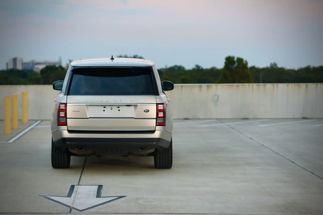 2016 Land Rover Range Rover L405 - Image 12 of 31