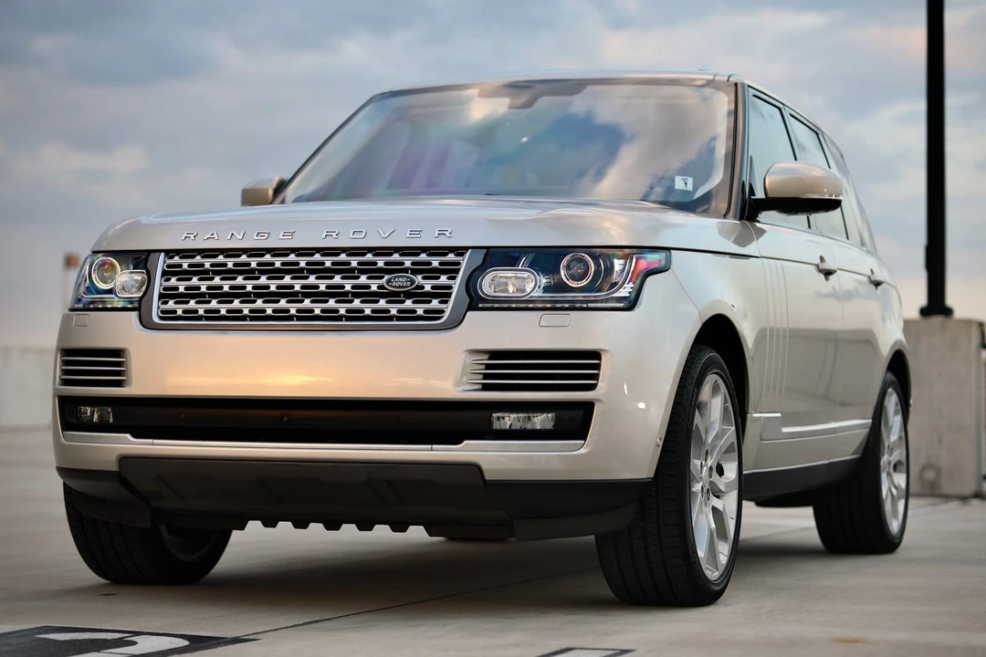 2016 Land Rover Range Rover L405 - Image 6 of 31