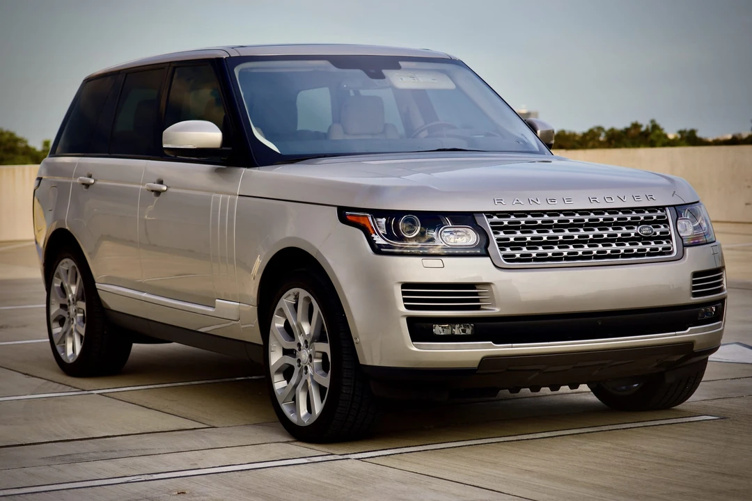 2016 Land Rover Range Rover L405 - Image 4 of 31