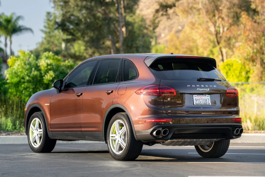 2016 Porsche 958 Cayenne - Image 9 of 31