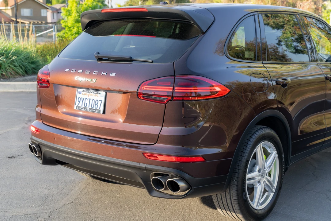 2016 Porsche 958 Cayenne - Image 18 of 31
