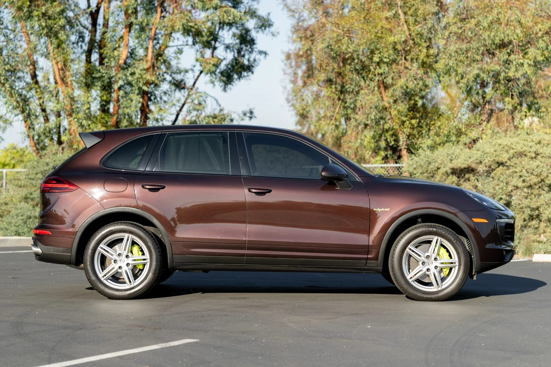 2016 Porsche 958 Cayenne - Image 6 of 31