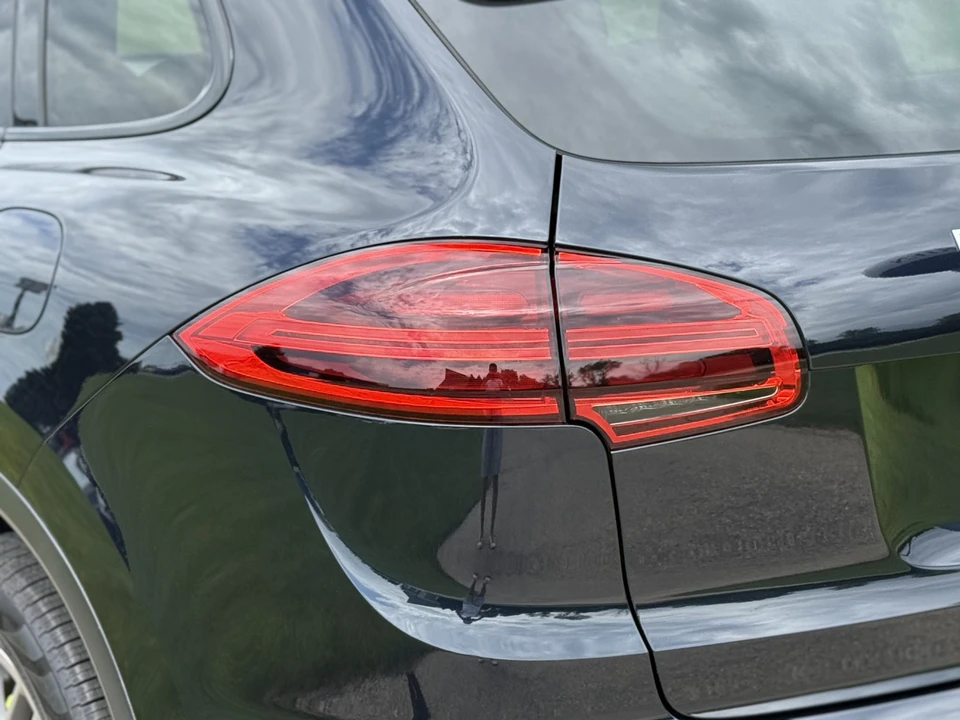 2016 Porsche 958 Cayenne S - Image 22 of 31