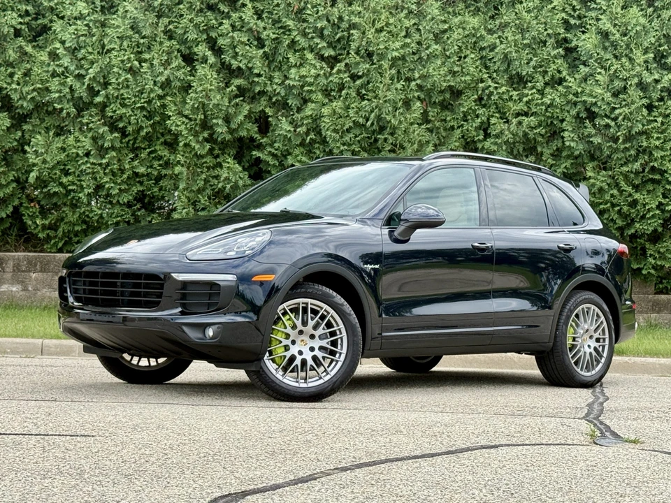2016 Porsche 958 Cayenne S - Image 4 of 31