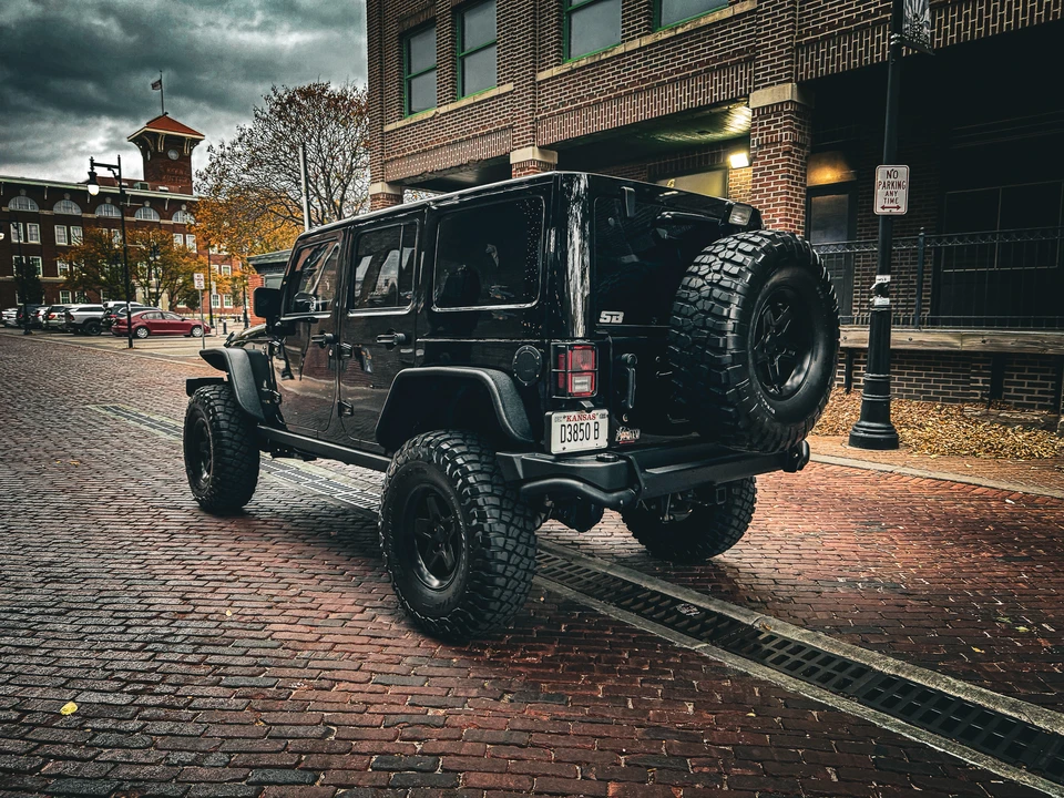 2017 Jeep JK Wrangler - Image 30 of 31