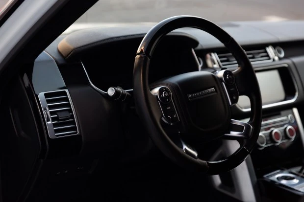 2017 Land Rover Range Rover L405 - Image 5 of 6
