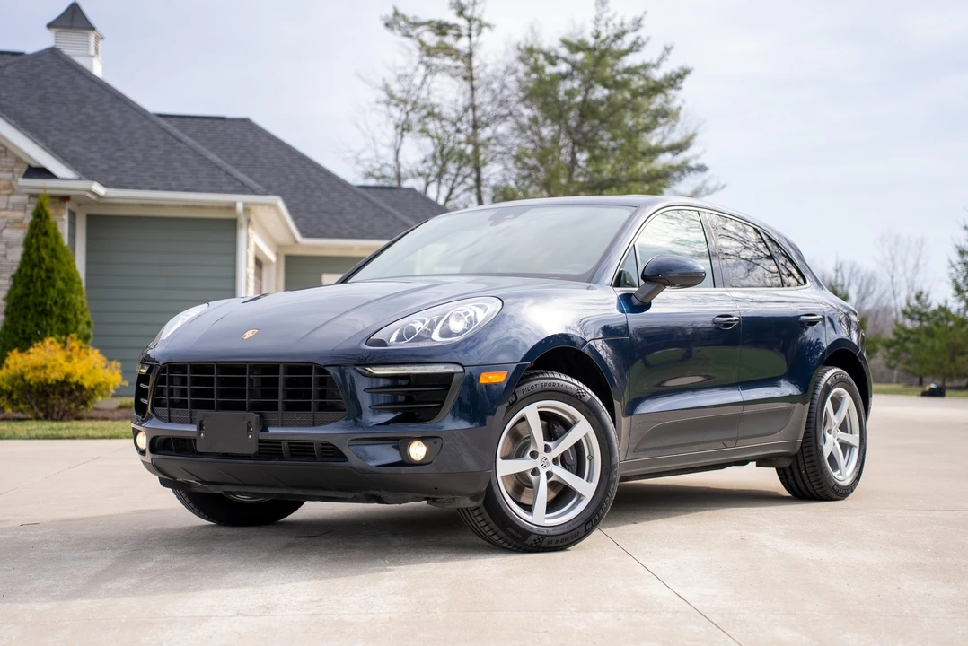2017 Porsche Macan - Image 6 of 31