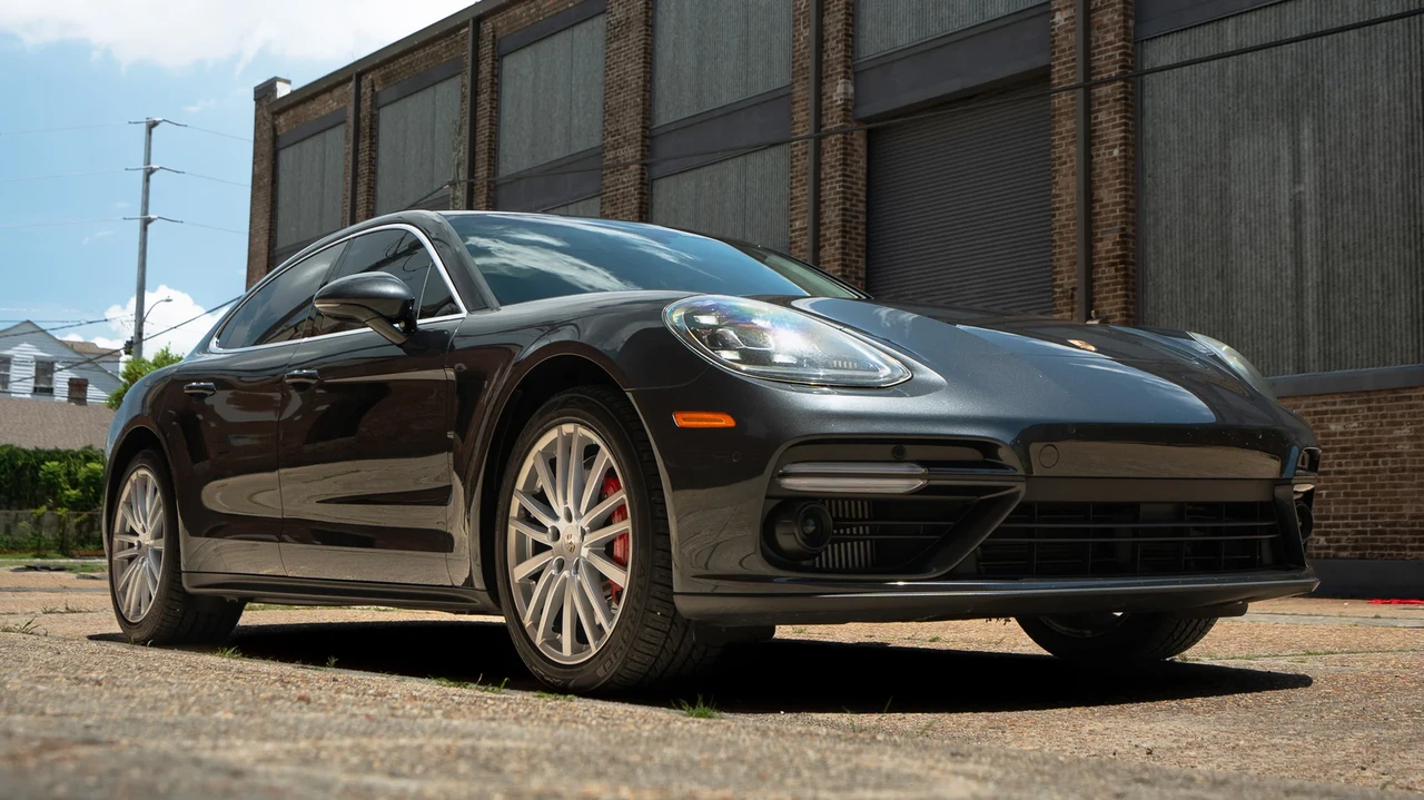 2017 Porsche 971 Panamera Turbo - Image 20 of 31