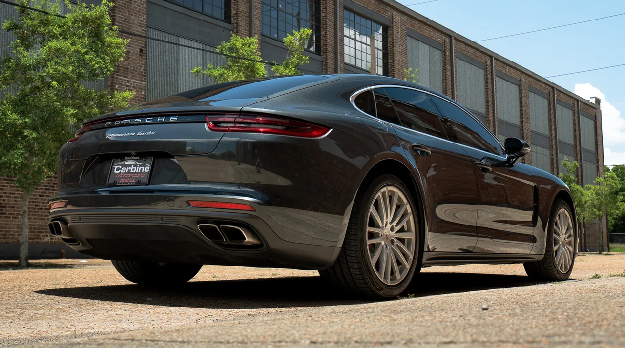 2017 Porsche 971 Panamera Turbo - Image 16 of 31